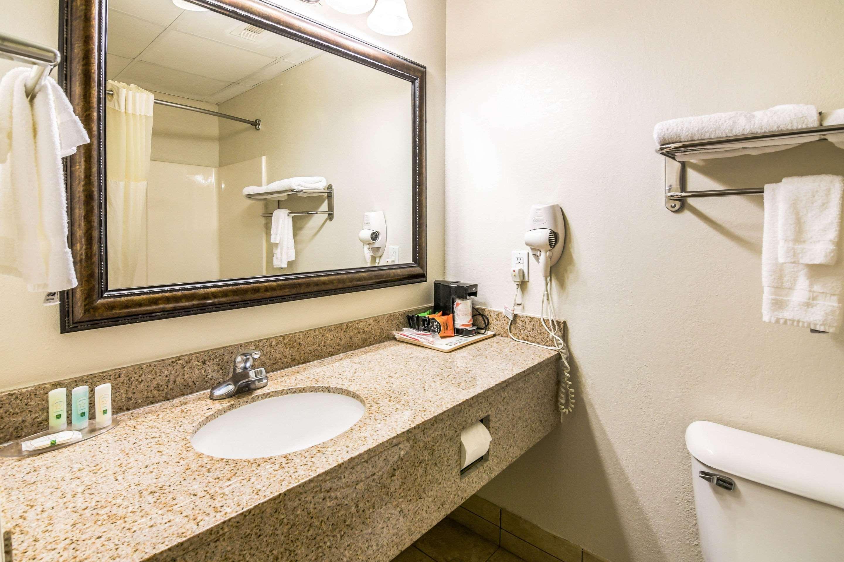 Quality Inn Alexander City Eksteriør billede